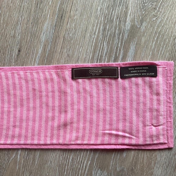 NWOT Coach Vintage Pink Logo and Stripes Skinny Scarf, 100% Merino Wool - Picture 2 of 5